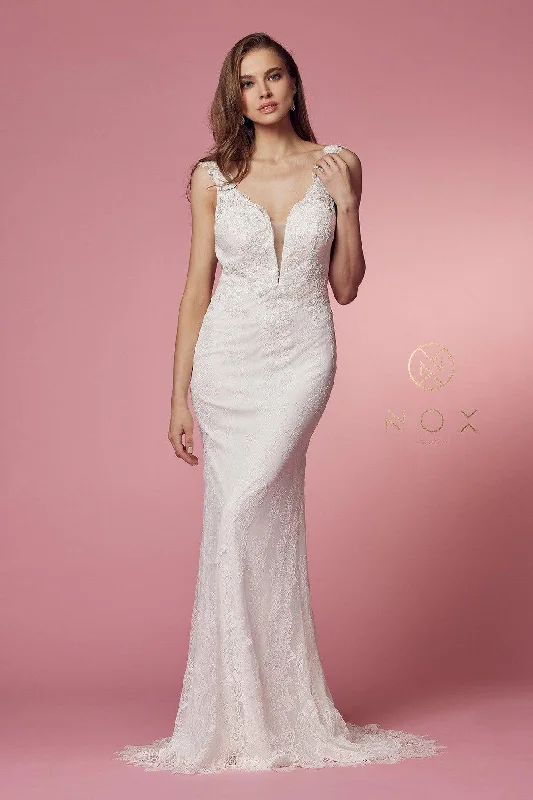 Sleeveless Formal Long Wedding Gown