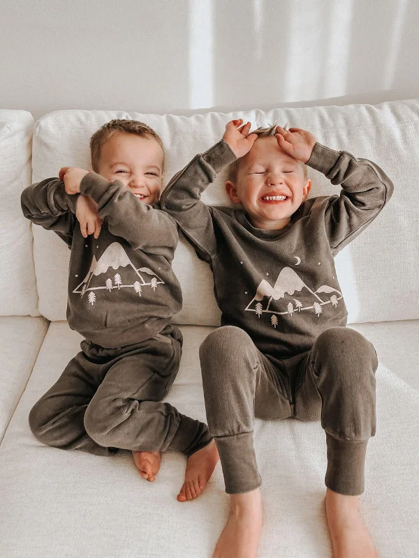 Organic Kids' Cozy Graphic Sweatshirt & Jogger Set, Bark Mountains