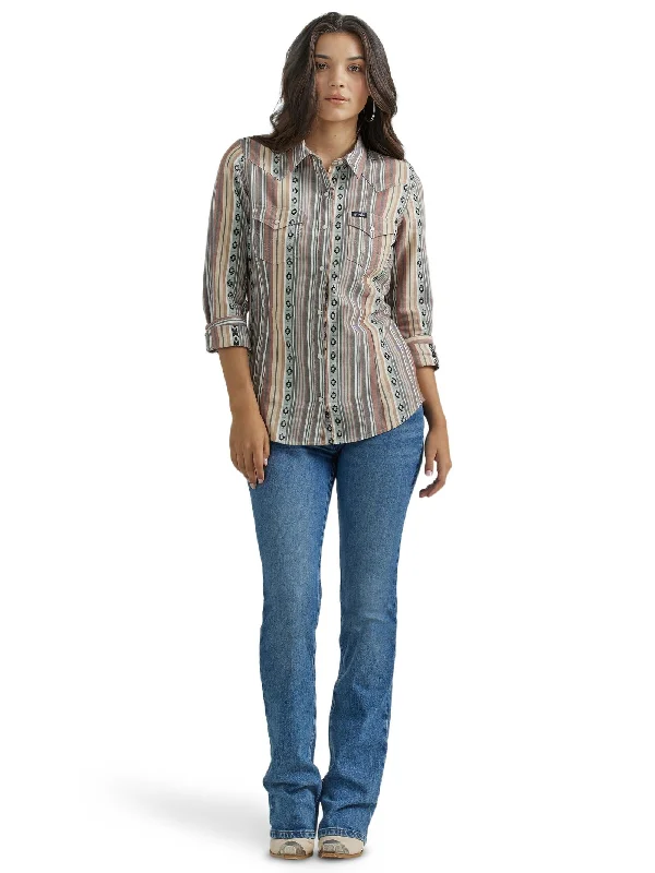 Women's Wrangler Retro Punchy Snap Front Shirt #112353116