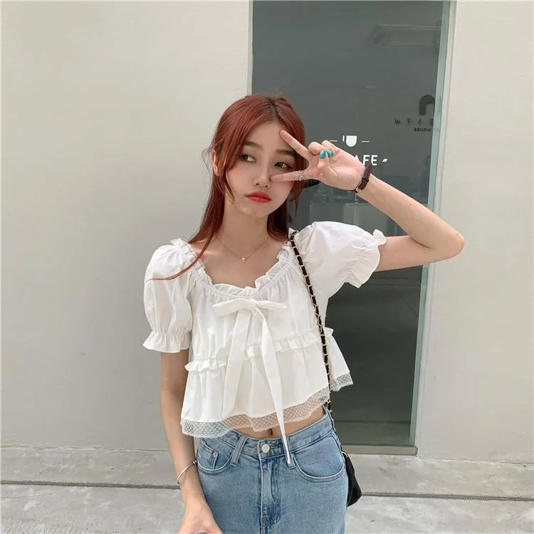 Women's Cute Puff Sleeved Lace Spliced Shirts